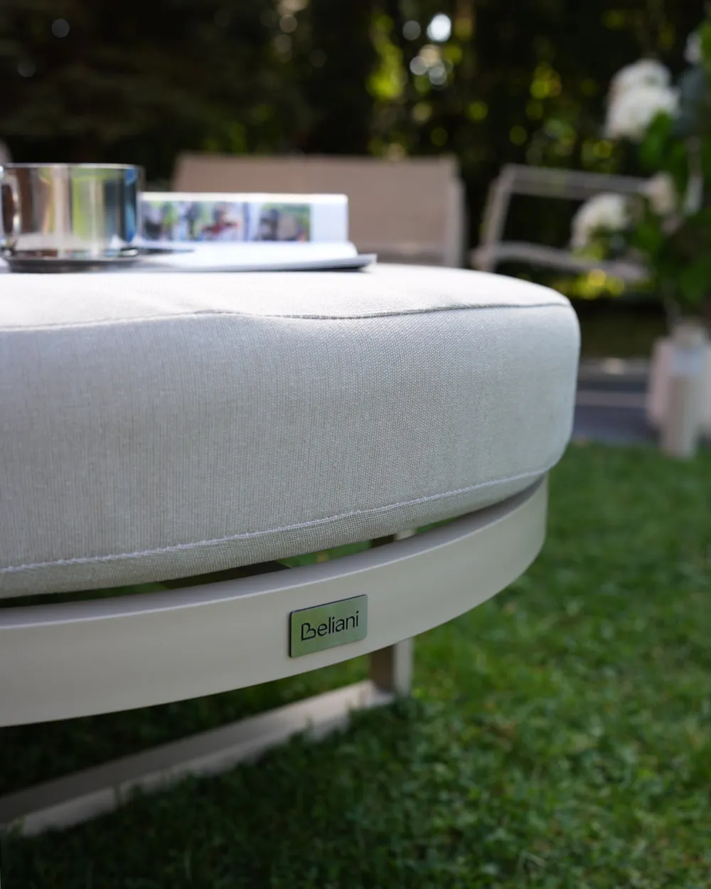 Sun Lounger with Cushion RONCOLO Metal Beige_1148734