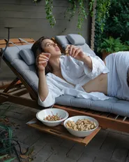 Sun Lounger with Cushion CESANA PREMIUM Reclining Acacia Wood Light Grey_1031031