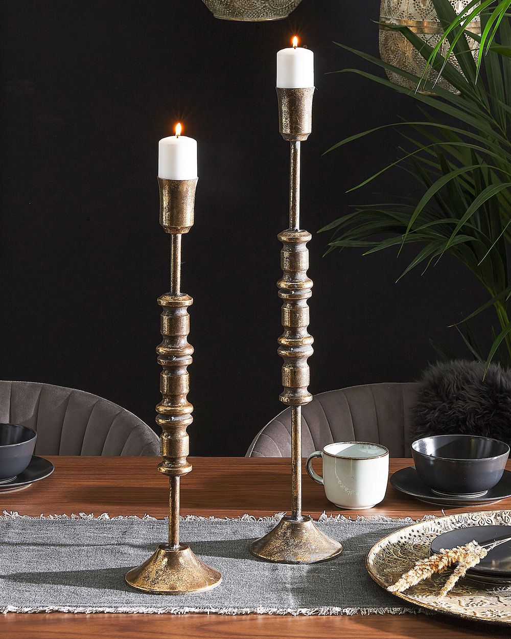 Set med 2 ljusstakar SALAMINA 63/49 cm Metall Guld