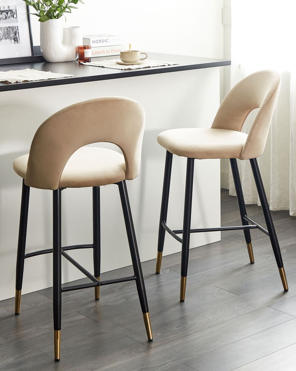 Sett med 2 barstoler FALTON Fløyel Beige