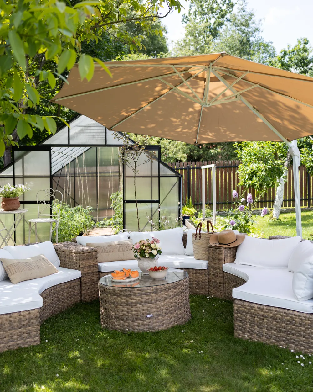 Cantilever Parasol 300 cm SAVONA Dark Beige_1020349