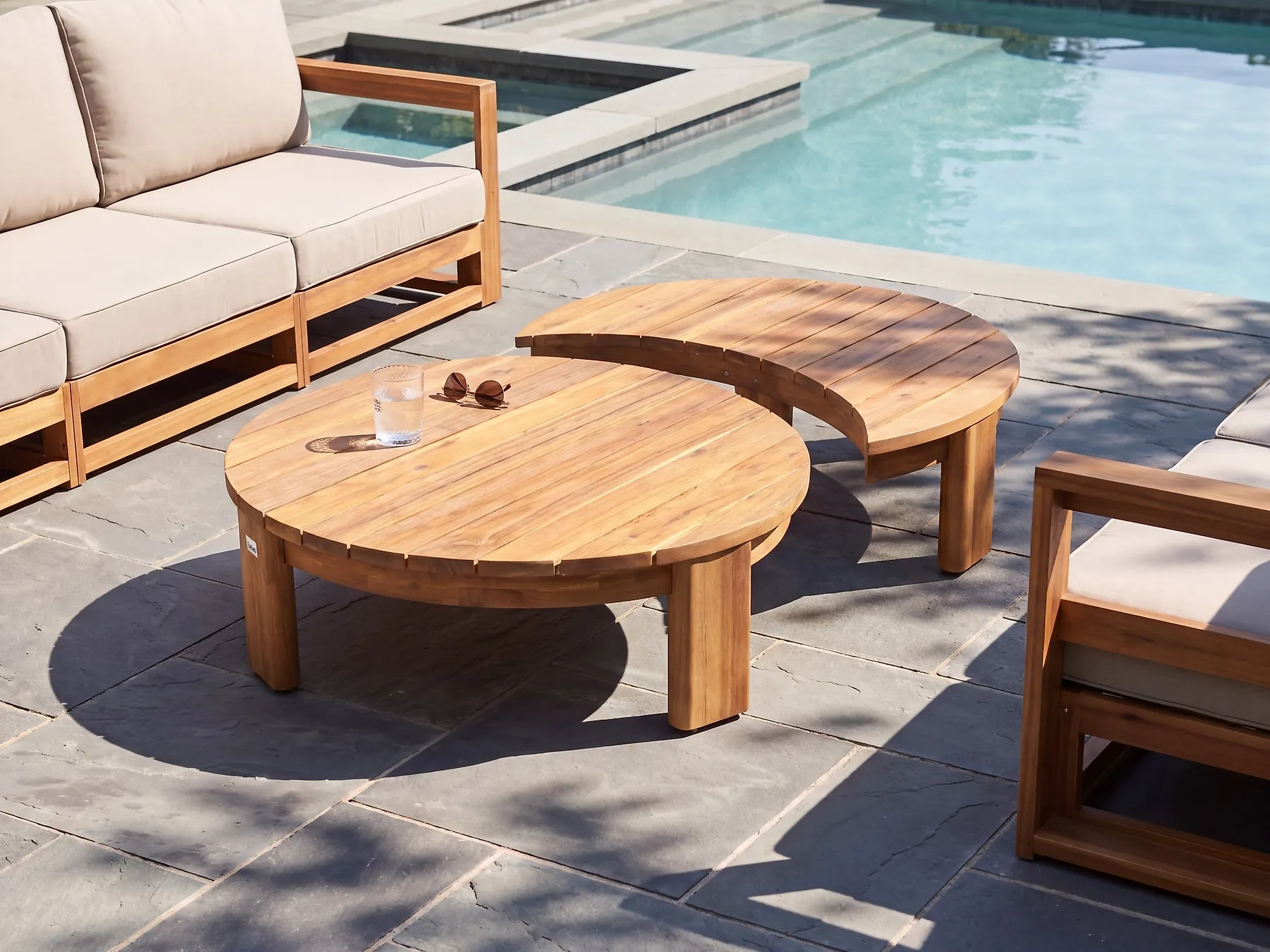 Garden Coffee Table ARZELLO  135 cm 90 cm Acacia Wood Brown_1163928
