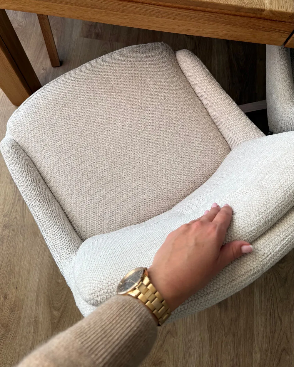 Set med 2 matstolar Vridbar DORRIS Ljusbeige_1175471