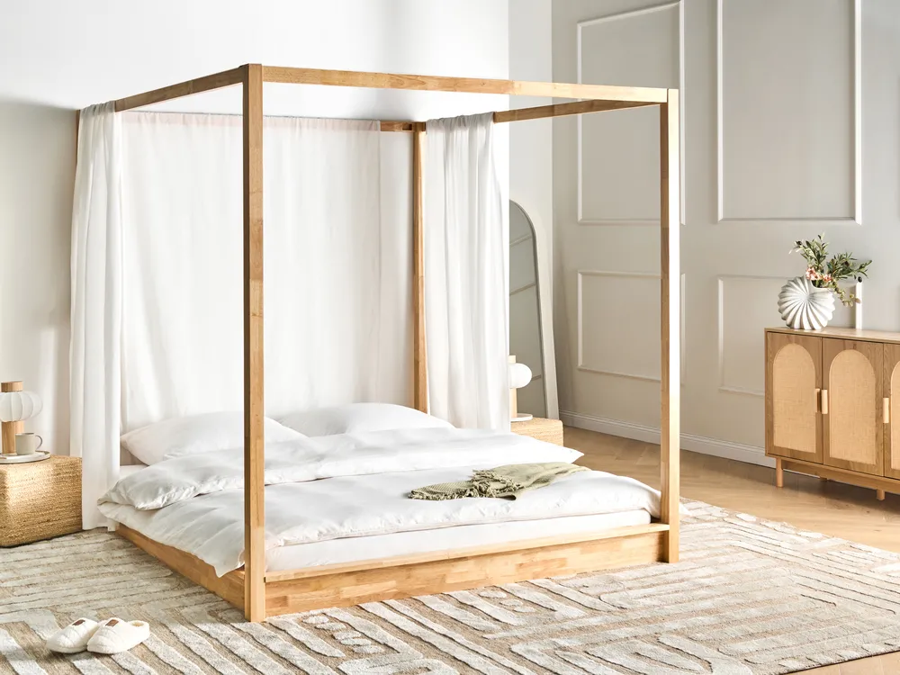 Four Poster Bed Wood HERLIERE 180 x 200 cm (EU Super King) Light Brown