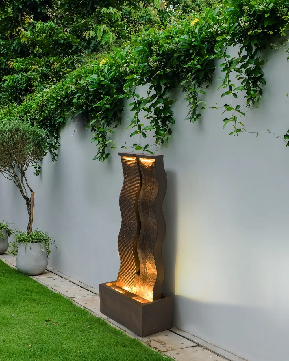 Garden Water Feature LED SUNLINE Brown