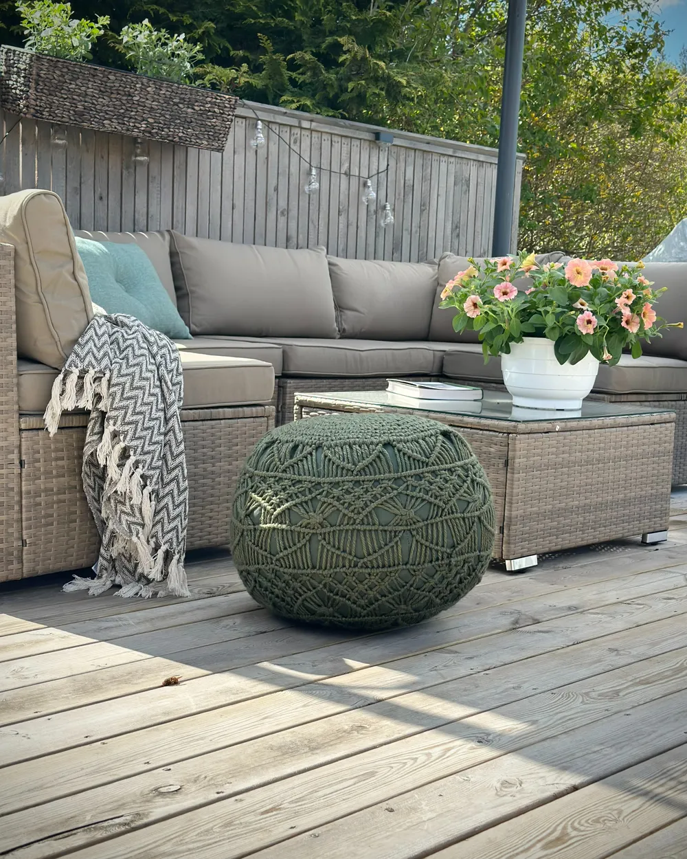 Trädgårdshörnsoffa med bord 6-sits BELVEDERE Konstrotting Brun_985081