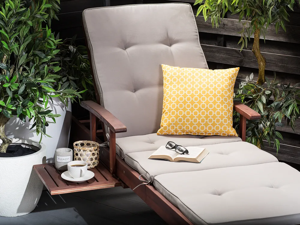 Set of 2 Outdoor Cushions ASTAKOS Geometric Pattern 40 x 40 cm Yellow
