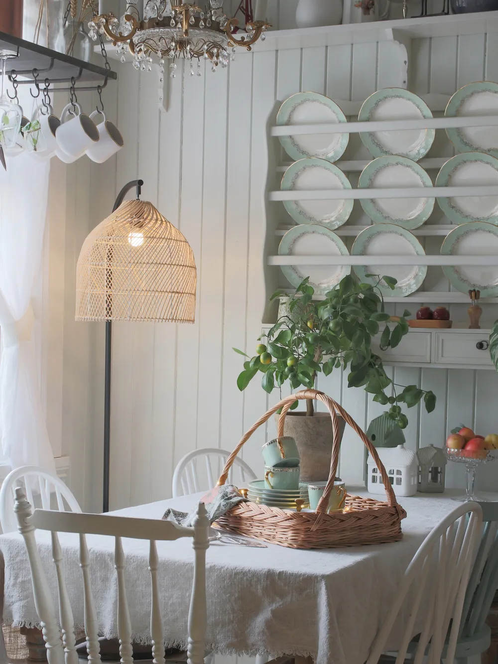 Floor Lamp BERNICA Rattan Natural_832751