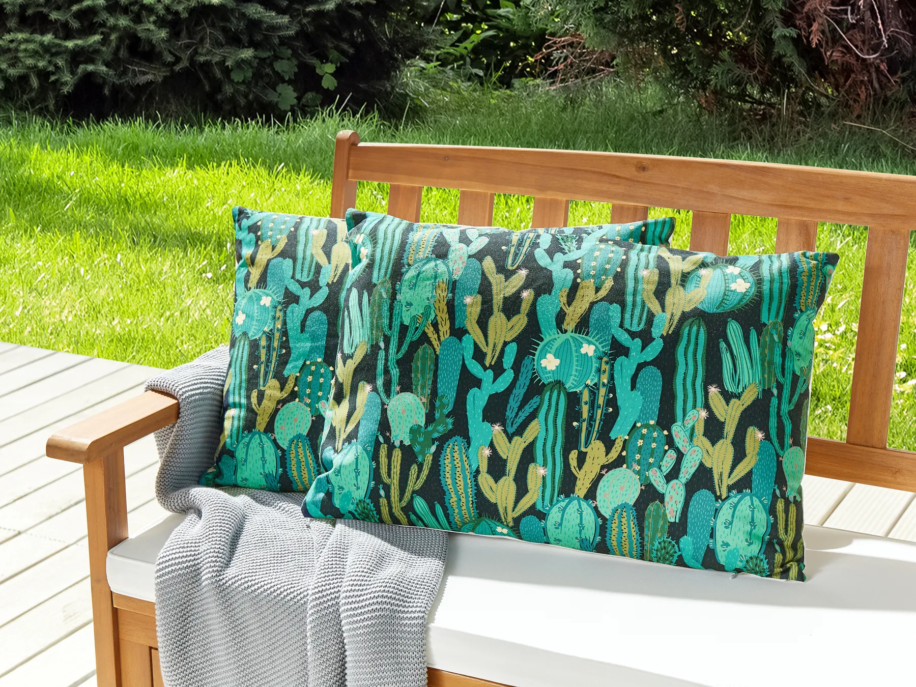 Set of 2 Outdoor Cushions BUSSANA Plant Pattern 40 x 60 cm Green_881375