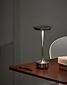 Trådløs LED-bordlampe MAGO Med dimmer Metall Sølv