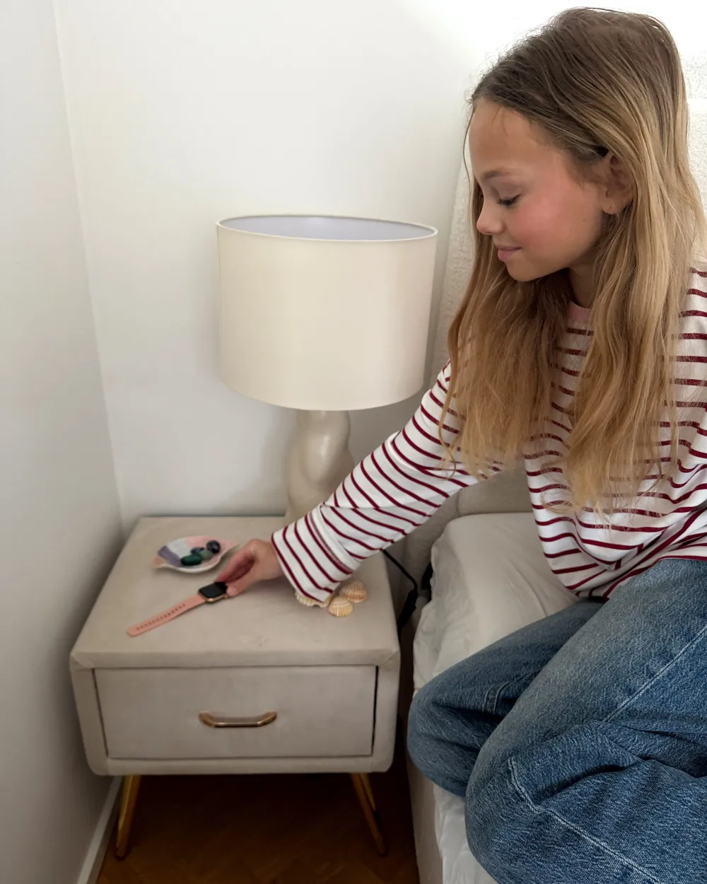 1 Drawer Bedside Table FLAYAT Velvet Light Beige_1064372