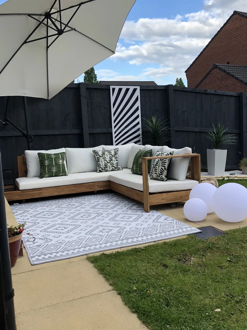 Garden Corner Sofa 5 Seater MARETTIMO Certified Acacia Wood Off-White Left Hand_824833