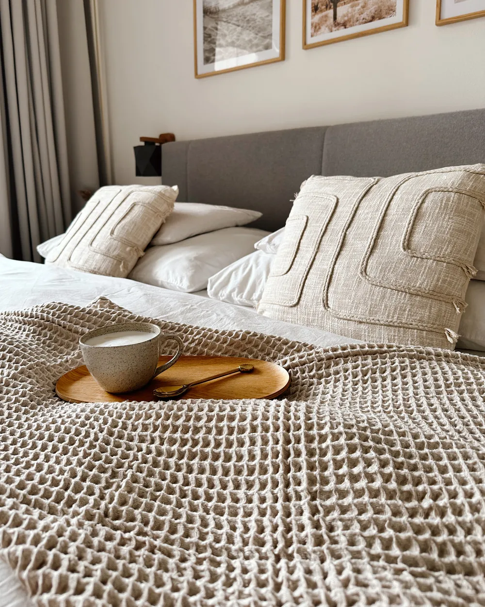 Set of 2 Decorative Cushions PLEIONE 45 x 45 cm Cotton Light Beige Geometric Pattern_872914