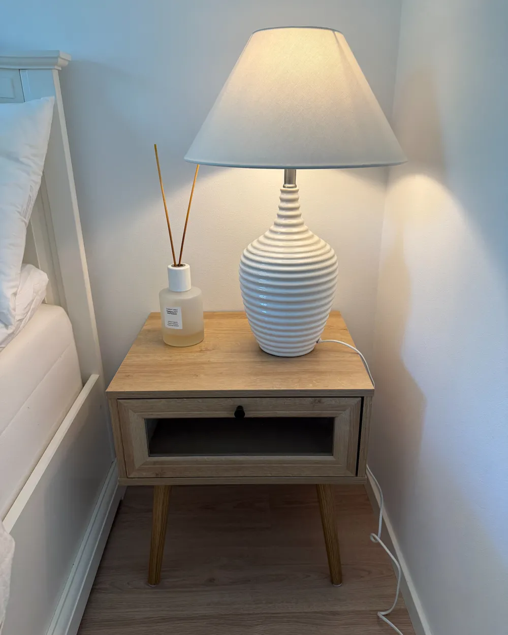 Pöytävalaisin CELESTE Keramiikka Beige_1012738