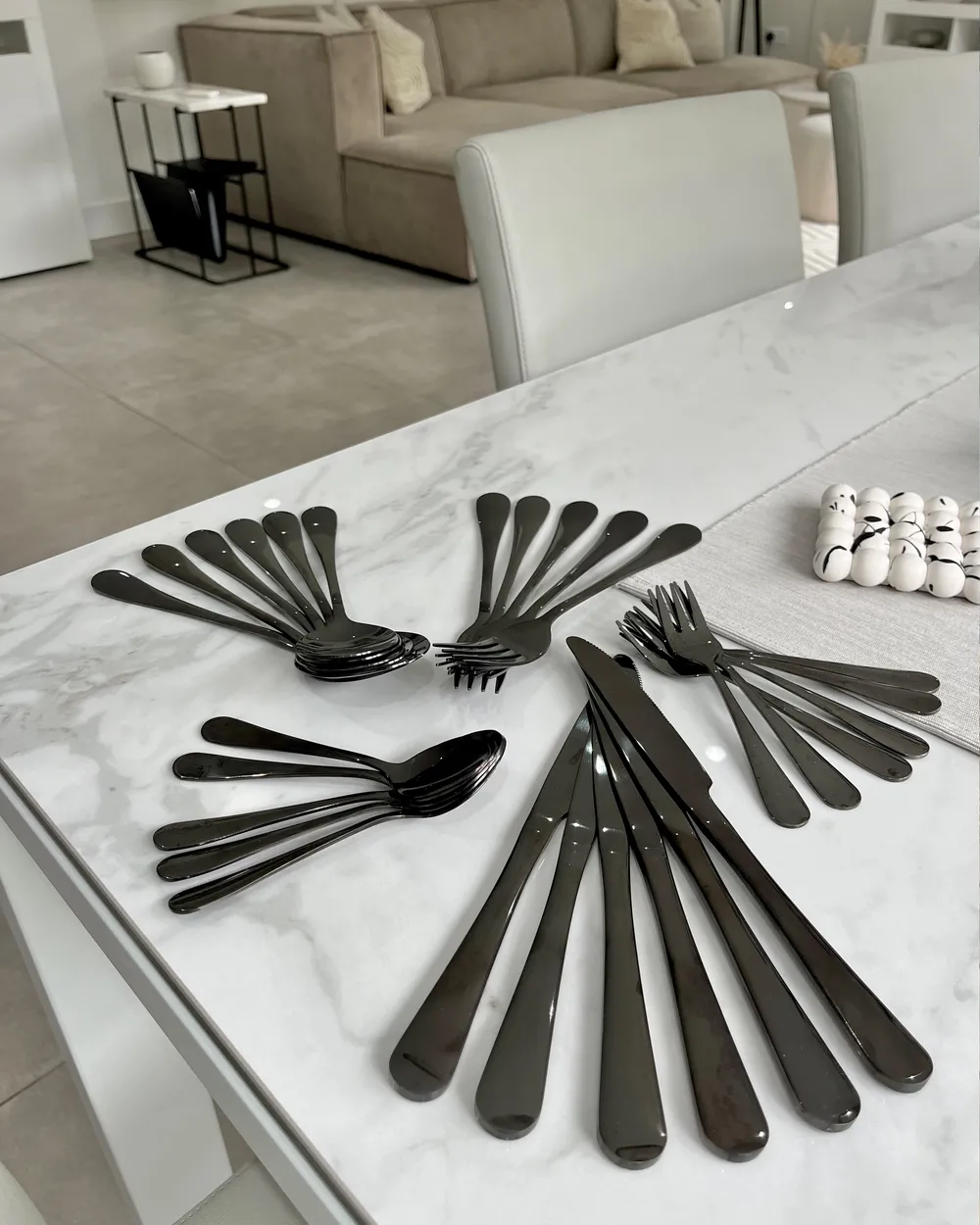 30 Piece Cutlery Set FUSILLI Black_928801