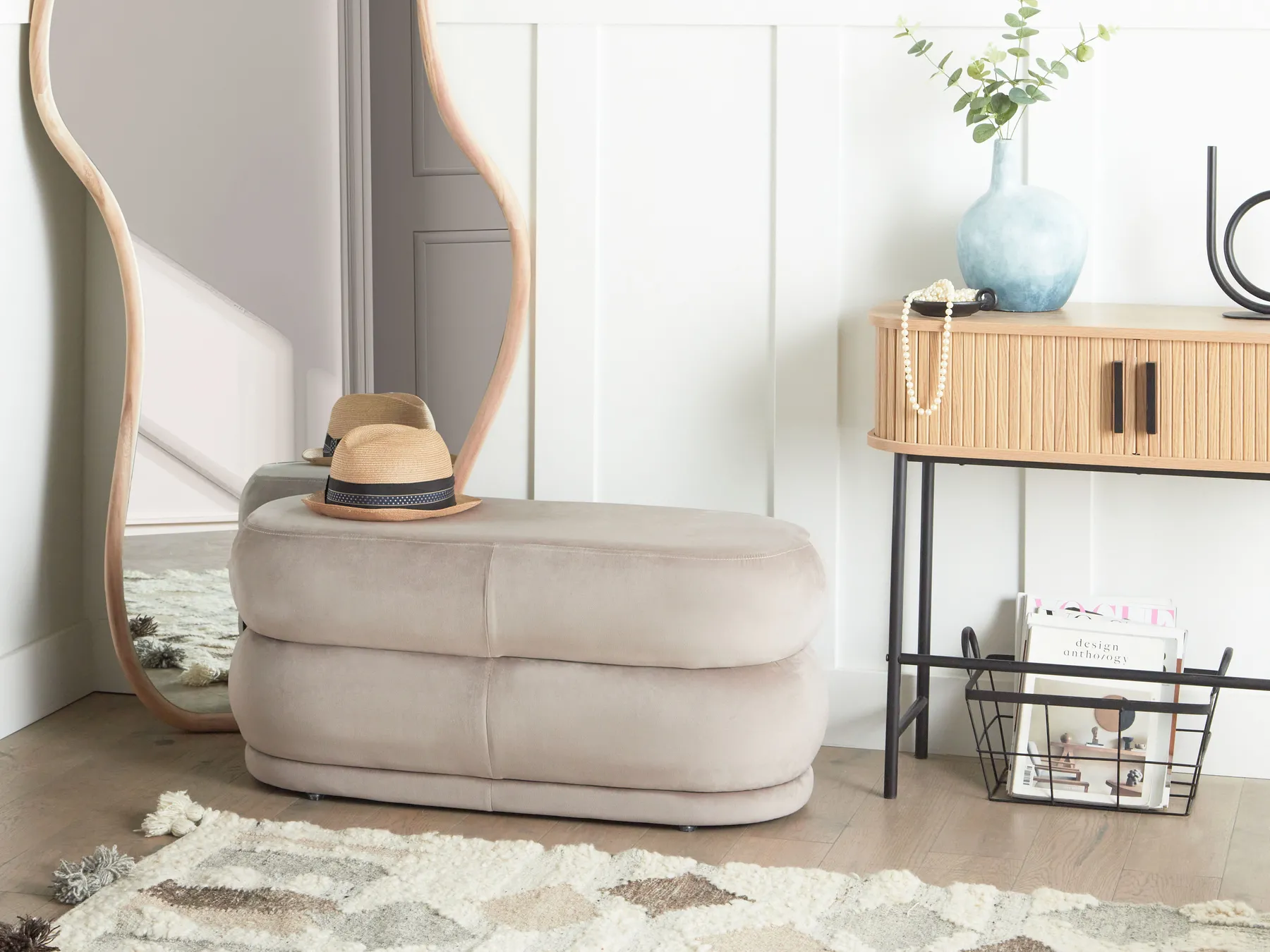 Upholstered Bench ELLENDALE Velvet Taupe_937045