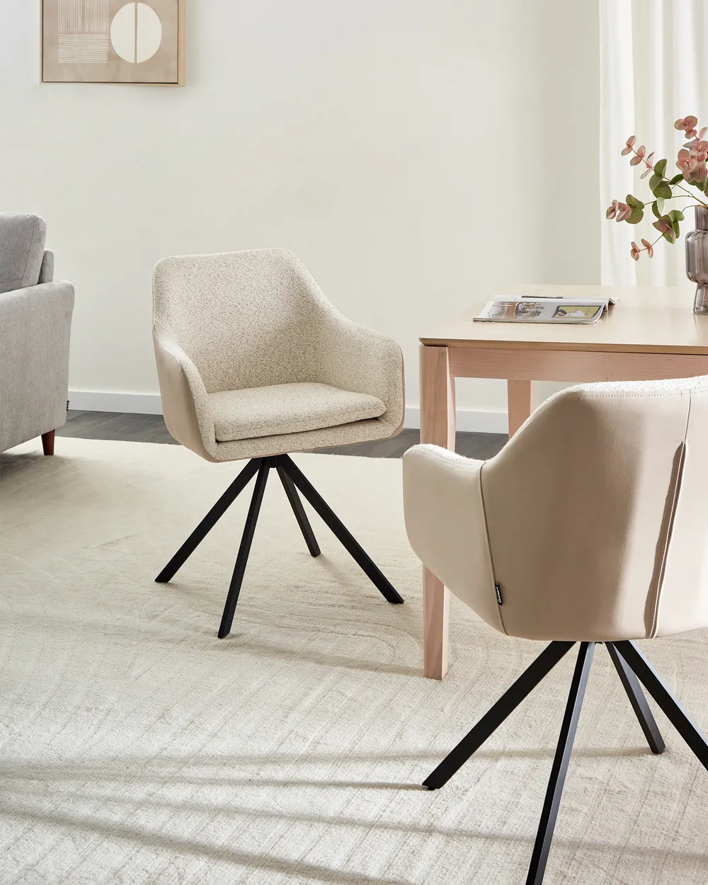 Set of 2 Dining Chairs LITHIA Boucle Light Beige