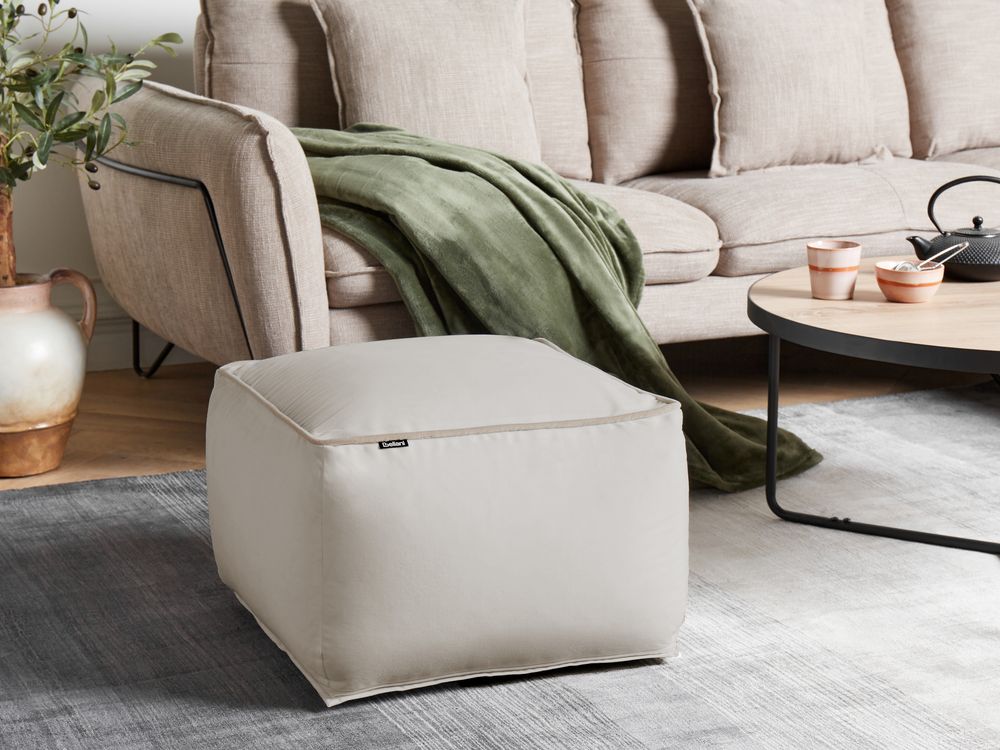 Sittpuff DAREYN Sammet Ljusbeige