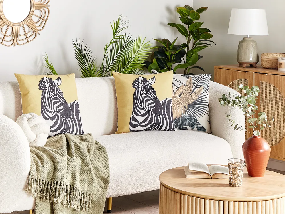 Set of 2 Decorative Cushions MANKETTI 45 x 45 cm Yellow Animal Pattern