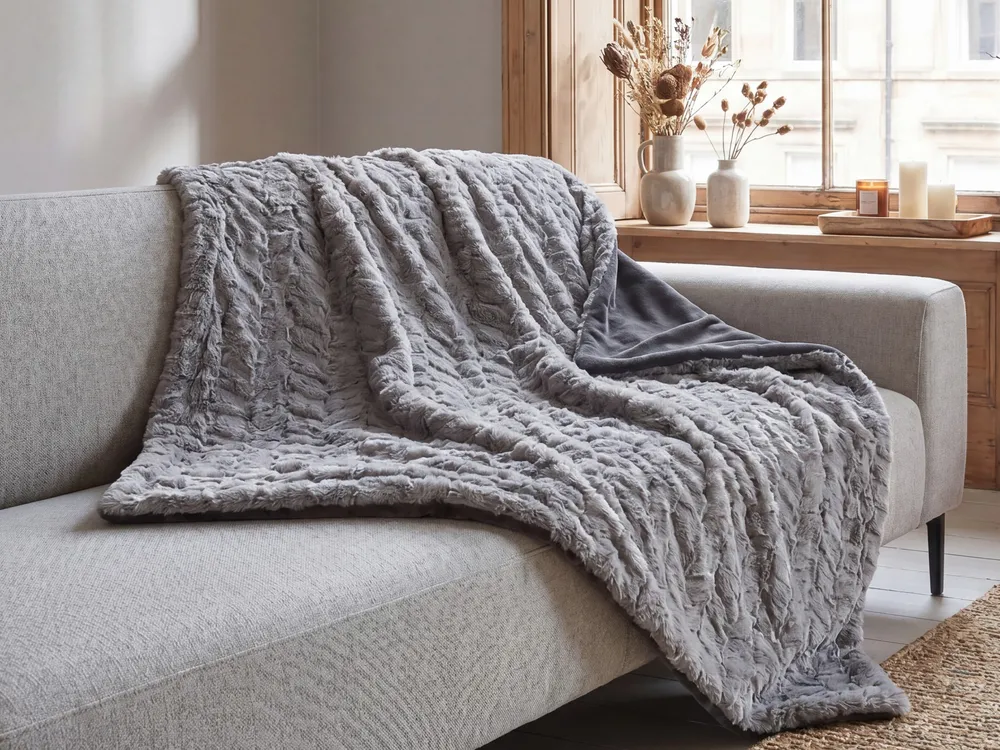 Blanket SARASWATI 150 x 200 cm Light Grey