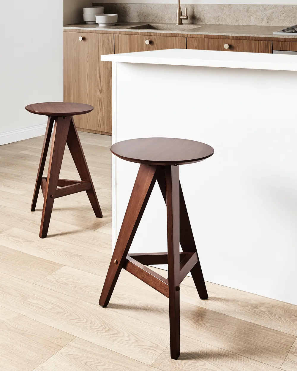 Set of 2 Bar Stools AROMA Wood Brown