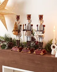 Set med 3 figuriner LED PELLOSNIEMI 32 cm Nötknäckare Flerfärgad_1175296