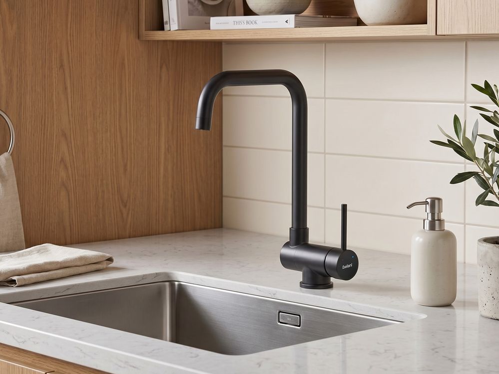 Kitchen Tap JUNTUMA Black
