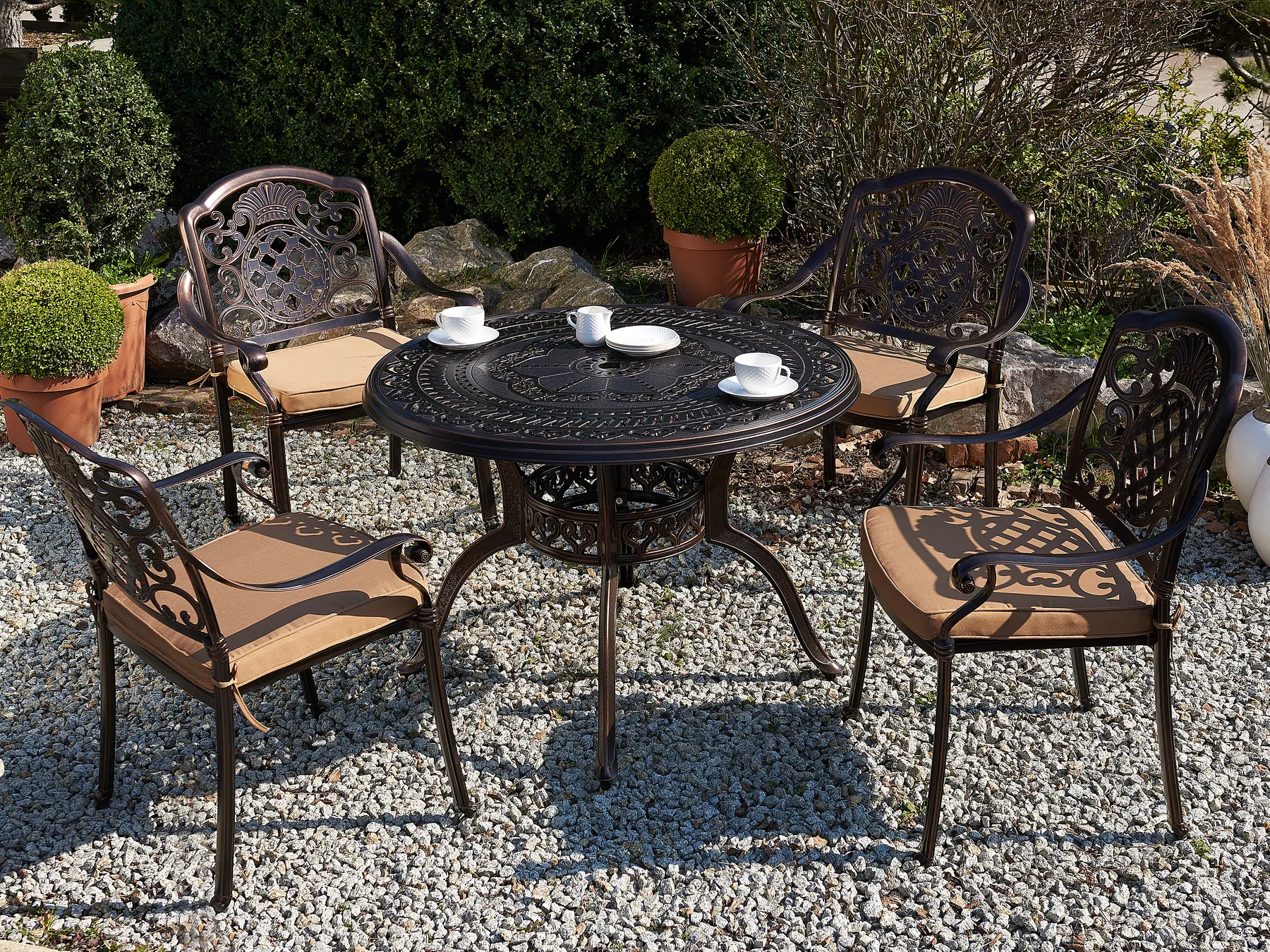 Garden Dining Table SALENTO 102 cm 102 cm Metal Dark Brown_765553