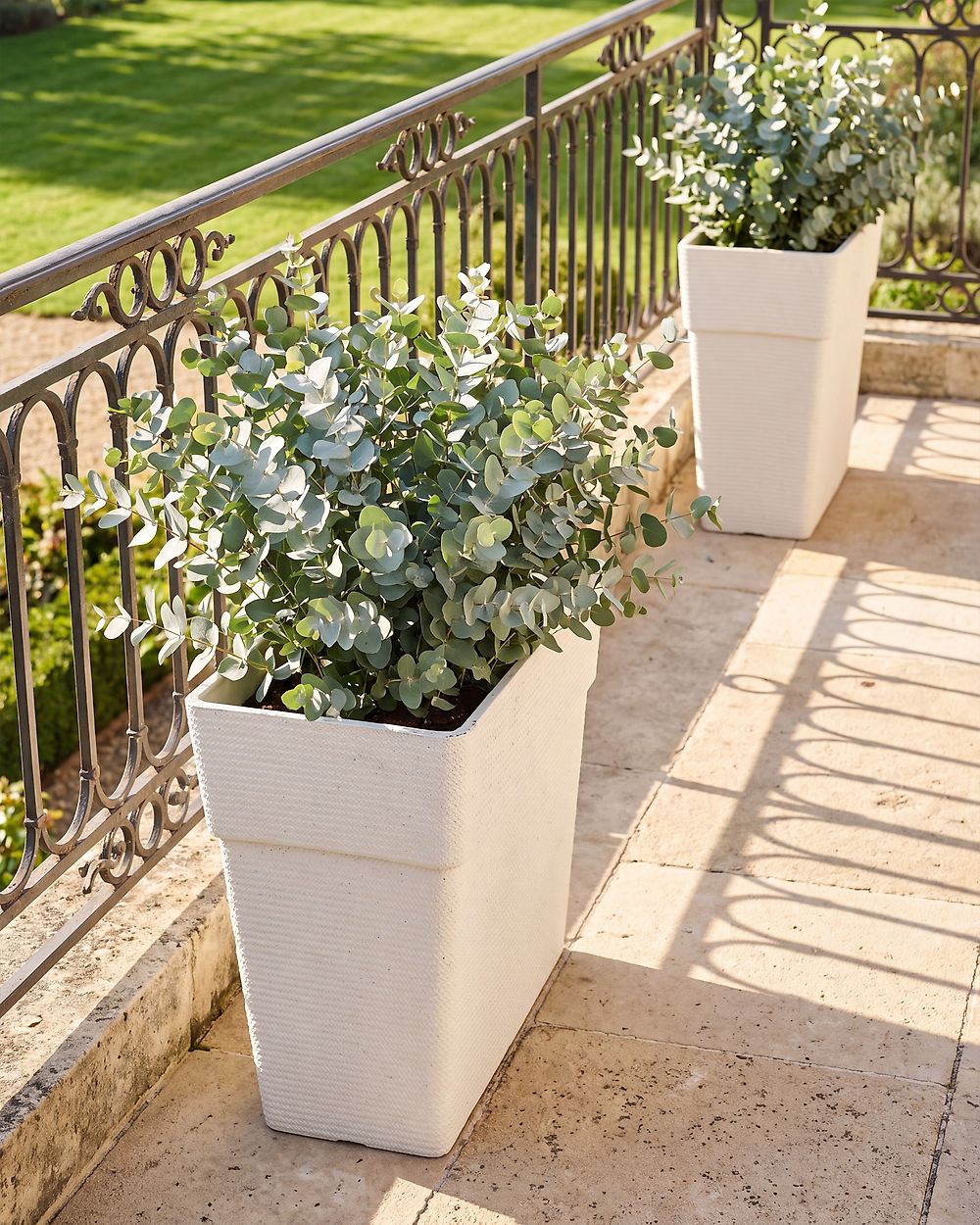 Set of 2 Plant Pots NIGELLIA 42 cm Off-White