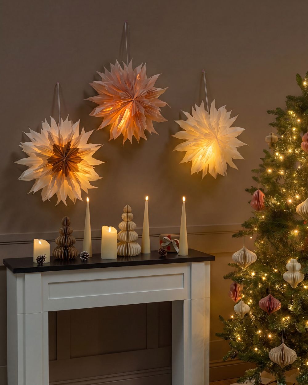 Sett med 3 hengende dekorasjoner LED FORSAN 41 cm Stjerne Flerfarget