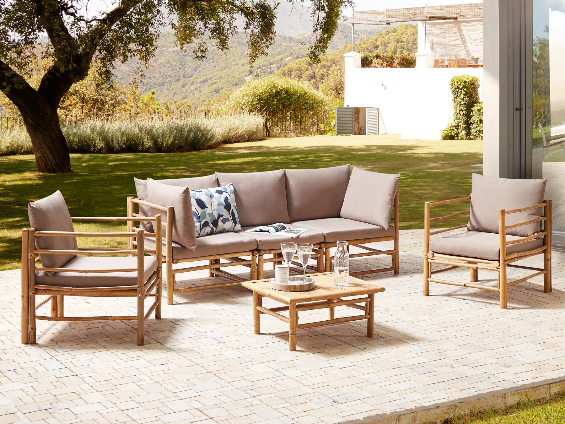 Garden Lounge Set with Table 5 Seater CERRETO Bamboo Taupe_908817