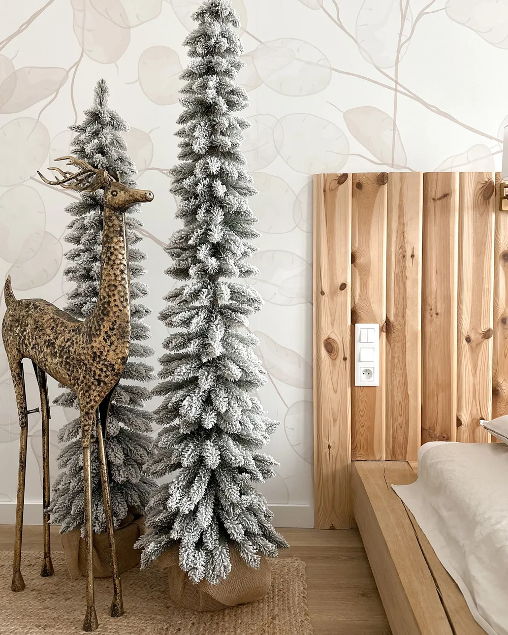 Floor Christmas Decoration PELLO 126 cm Reindeer Gold_900078