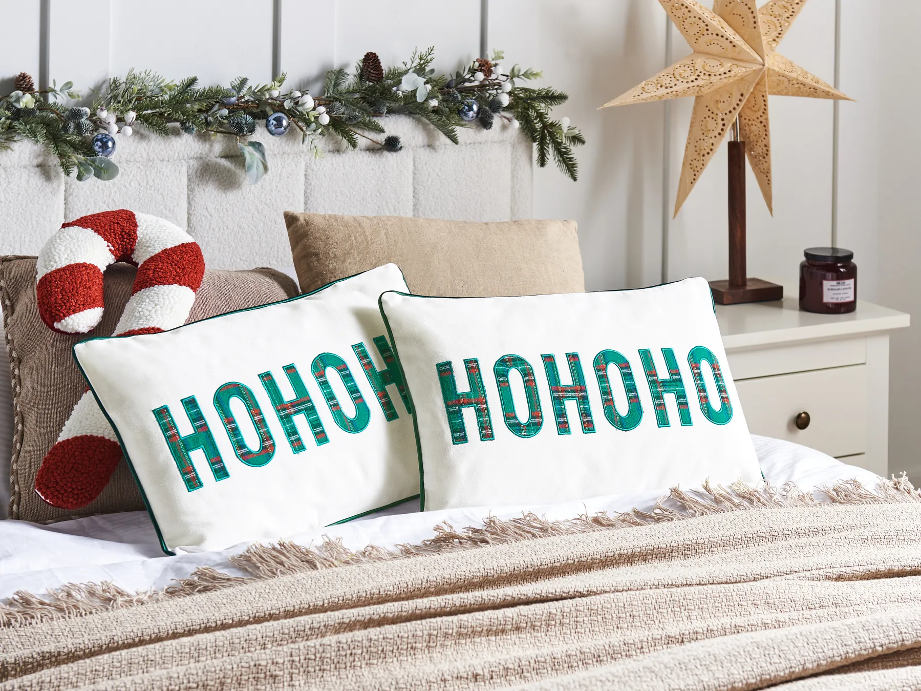 Set of 2 Decorative Cushions JOYCANDY 30 x 50 cm Cotton White Christmas Motif_946887