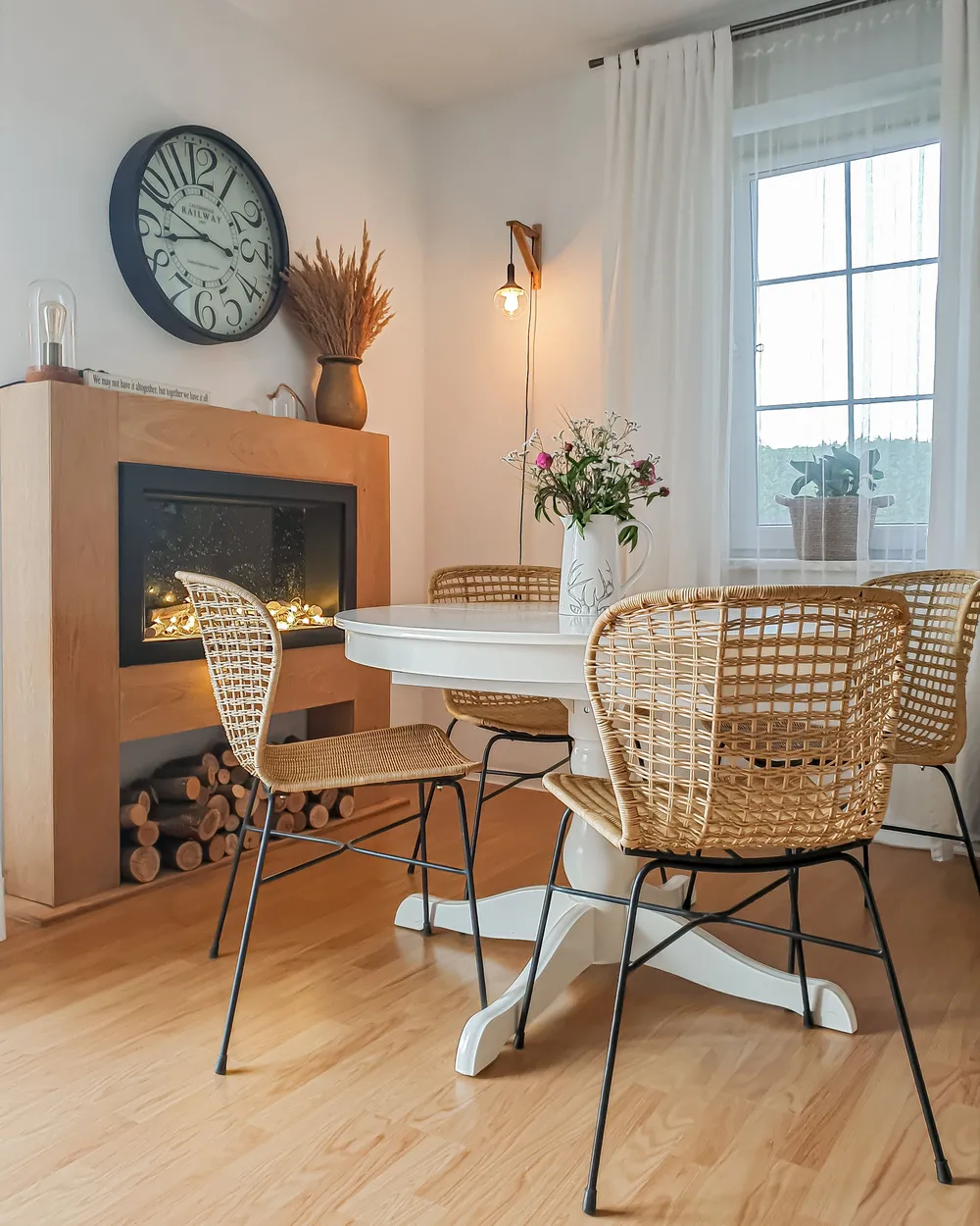 Set of 2 Dining Chairs ELFROS Rattan Natural_777375