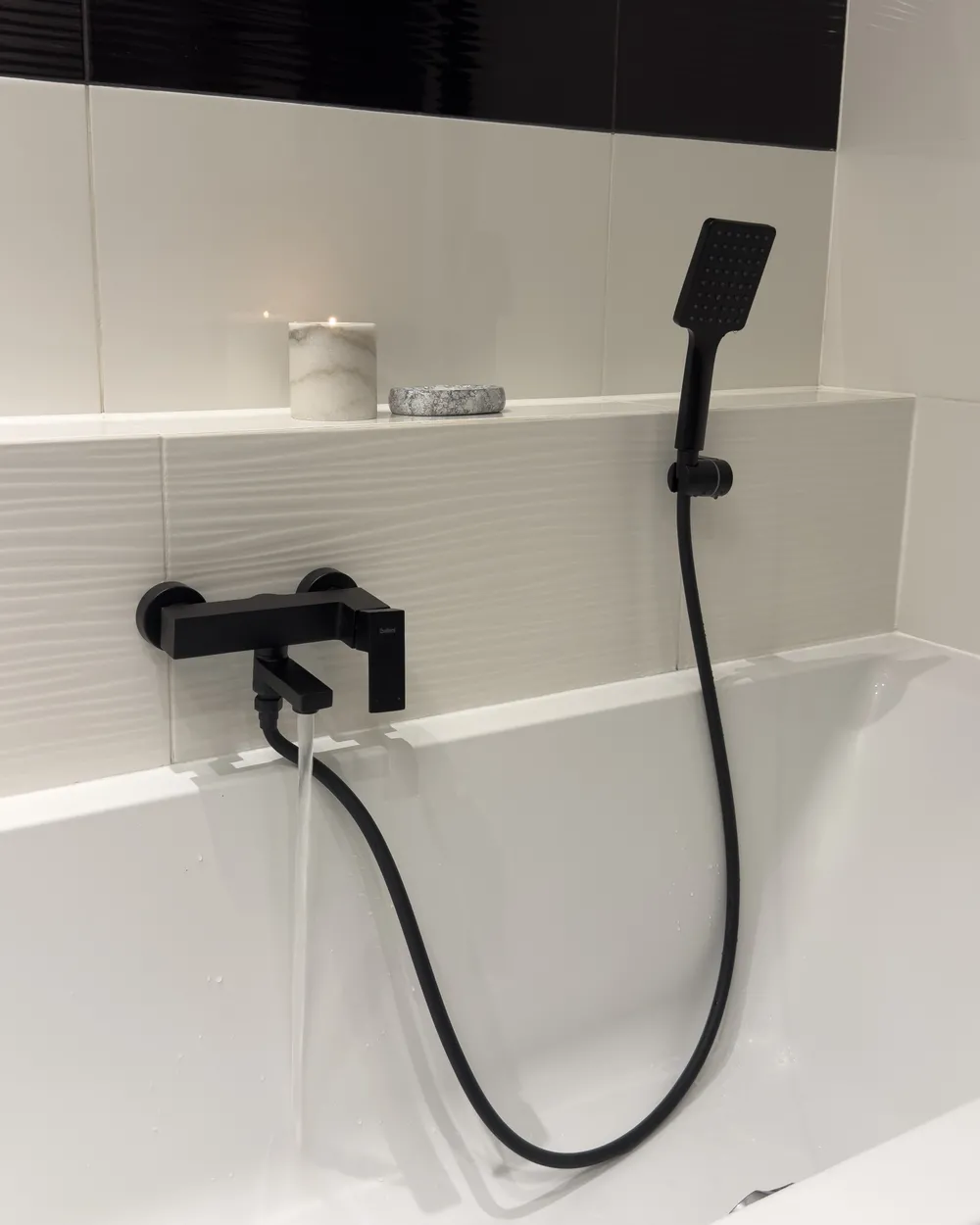 Wall Mounted Bath Shower Mixer Tap BALNEARIO Black_1063030