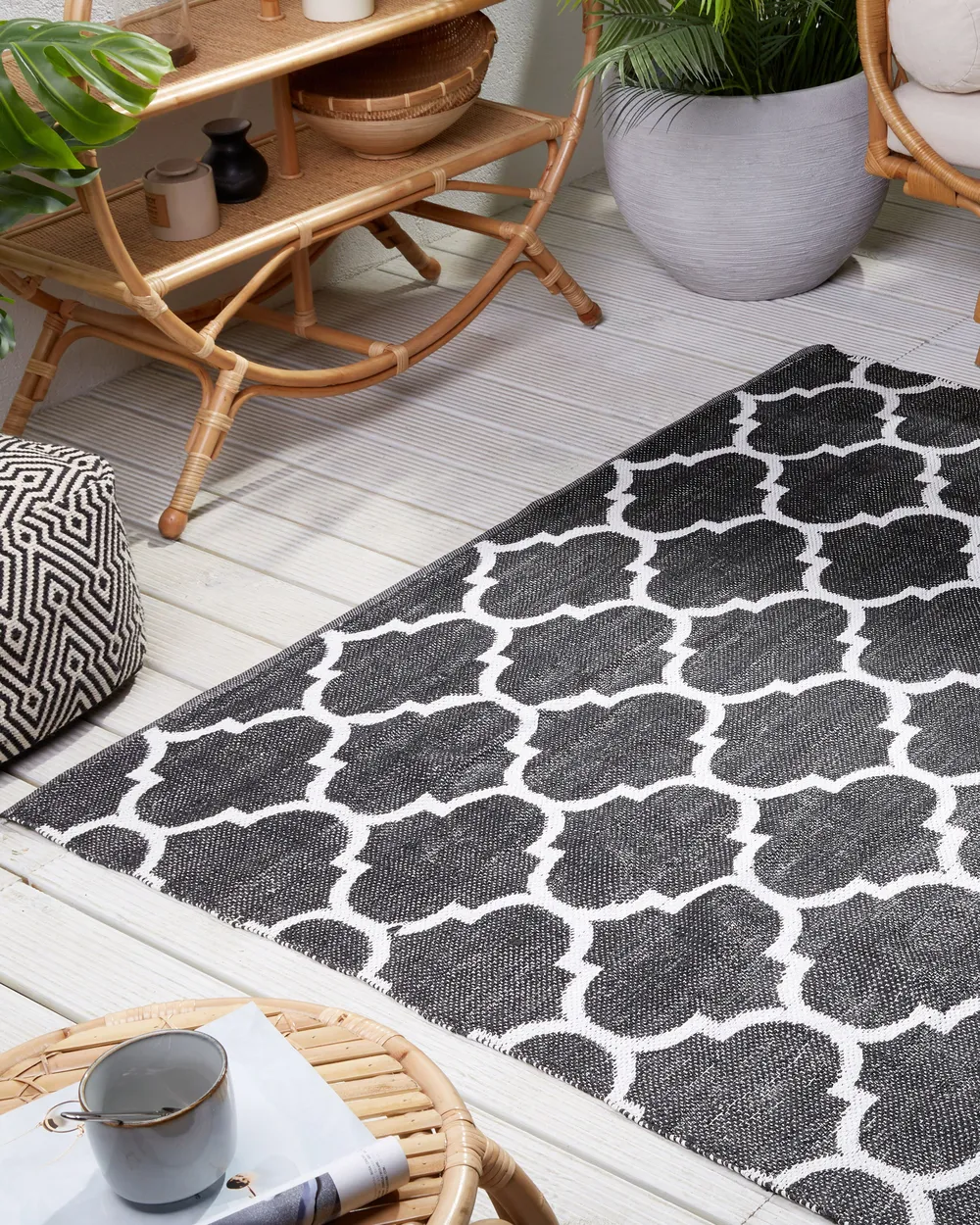 Area Rug Black and White ALADANA Various Sizes