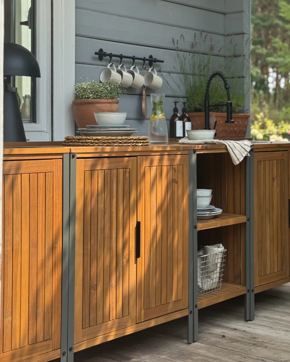 Outdoor Kitchen Island IVREA Brown Certified Acacia Wood_1005595