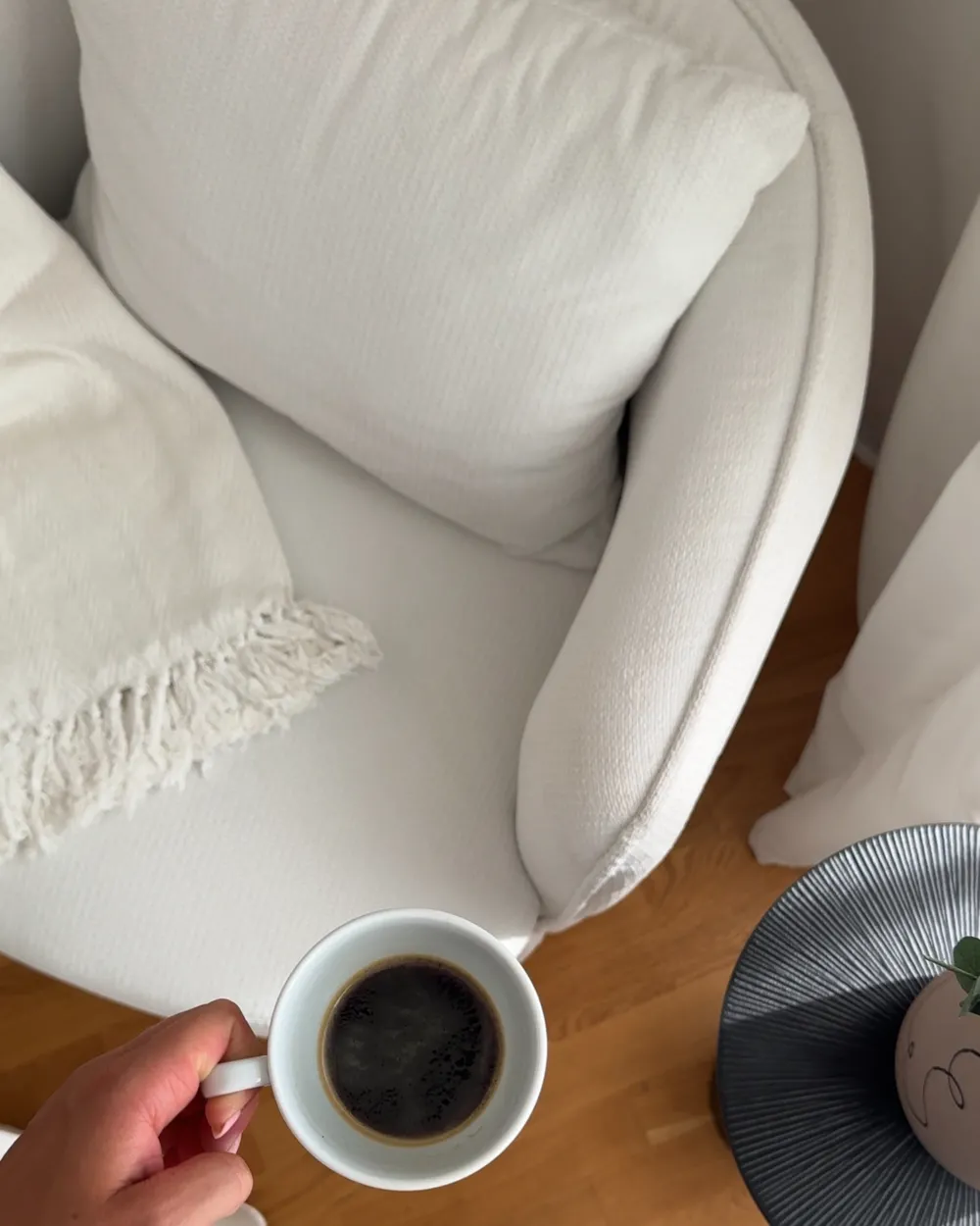 Swivel Armchair ANDALEN Fabric Off-White_1001580