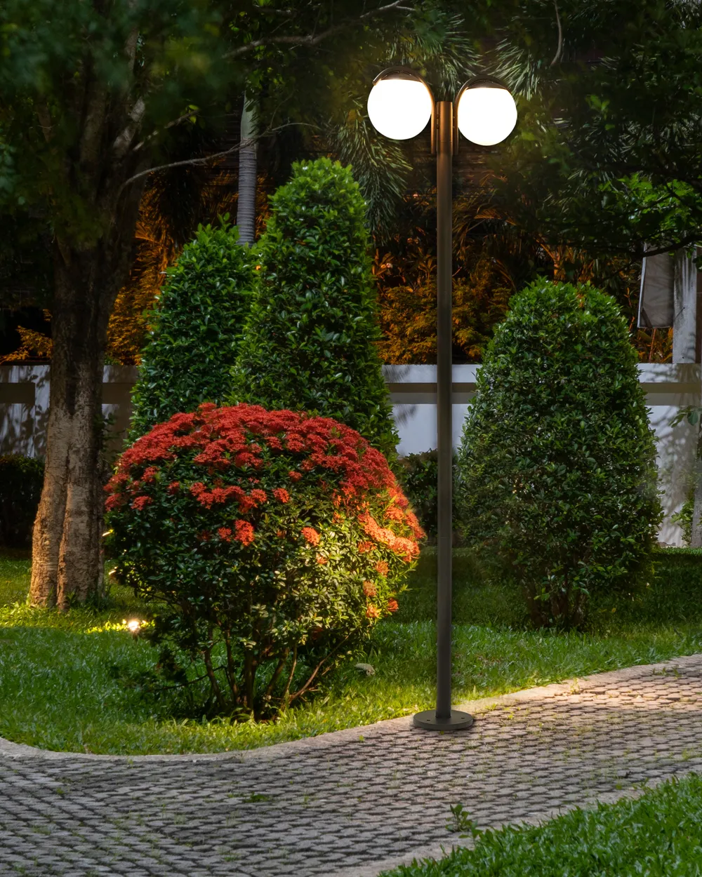 Outdoor Lamp Post KULSI Black